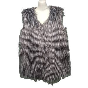 Olive & Oak Fully Lined Striped Faux Fur Vest with Hook & Eye‎ Closures, Sz M